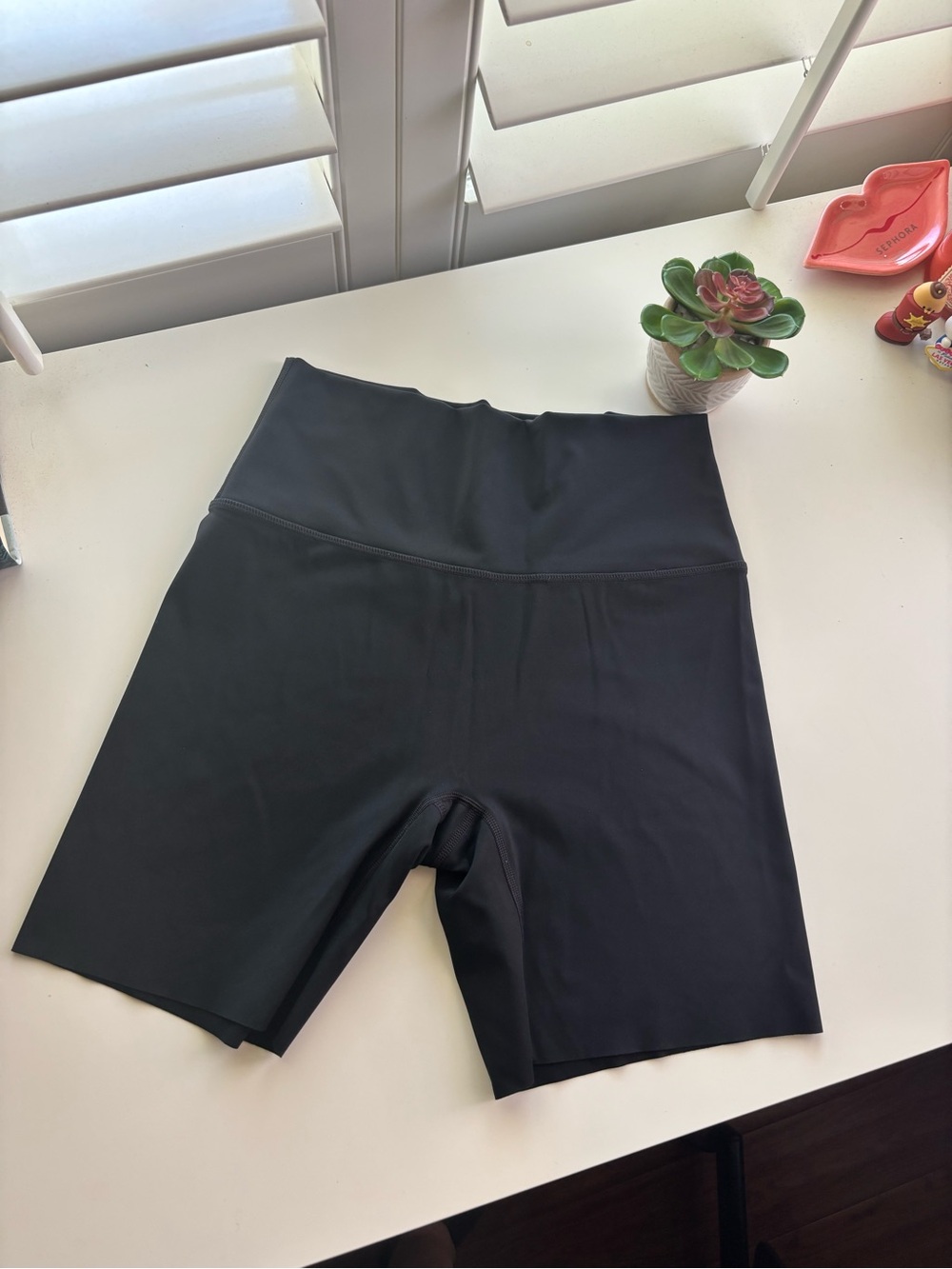 Aerie High-Rise Black Bike Shorts Large